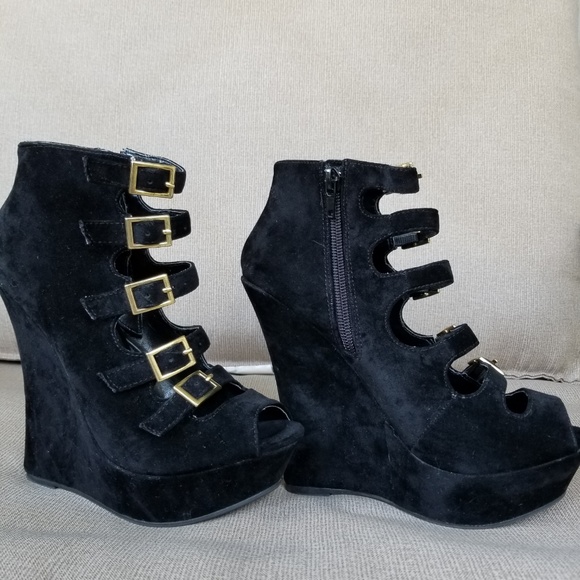 Platform Sandals - Picture 2 of 6